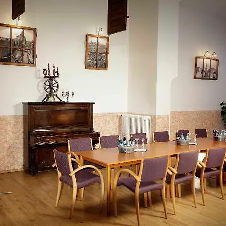 Hotel Altberlin Am Potsdamer Platz 3*